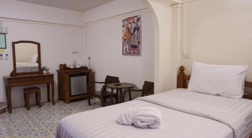 Nan Lanna Hotel Exterior photo